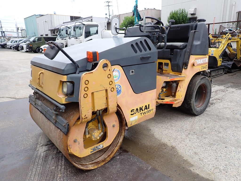 TW352 / 0442