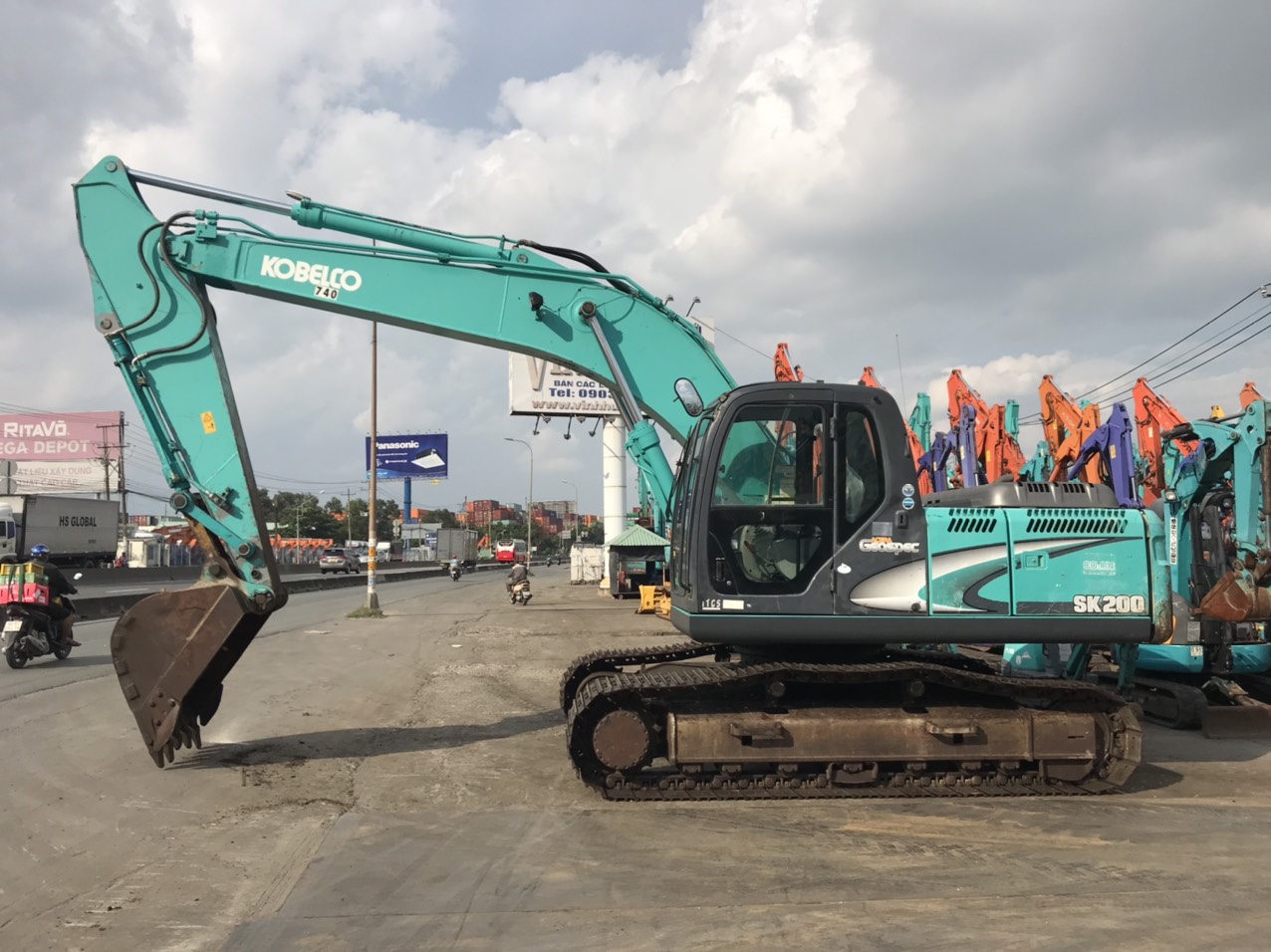 SK200-8 / 2376-71058