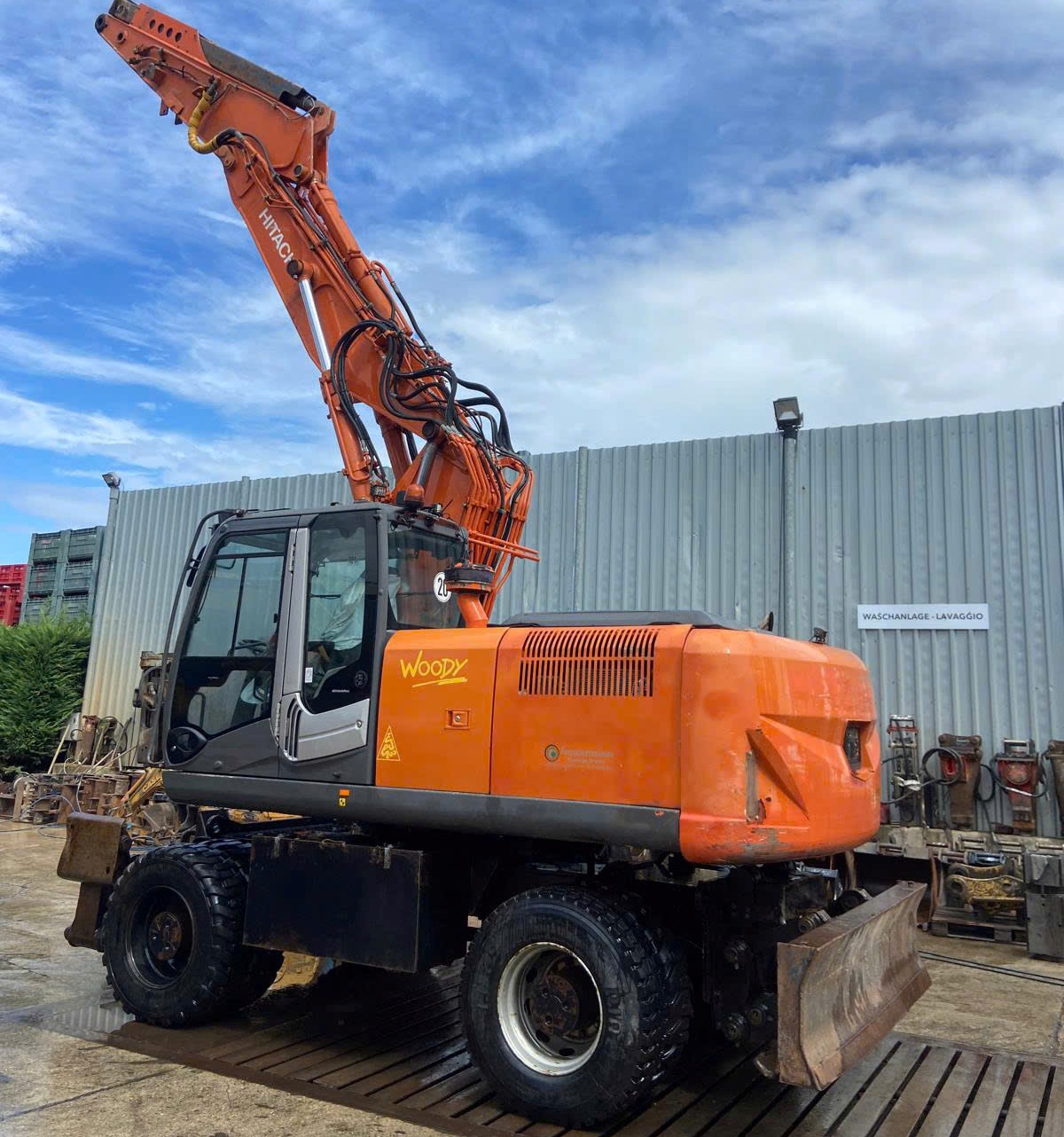 ZX210W-3 / 0065-61809