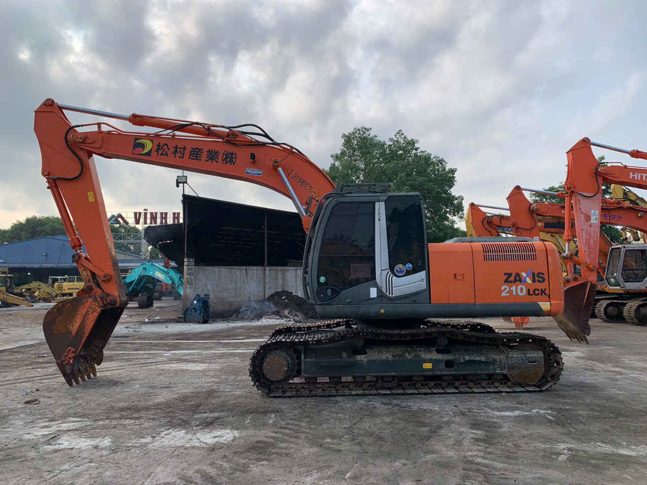 ZX210LCK-3 / 1558-61159