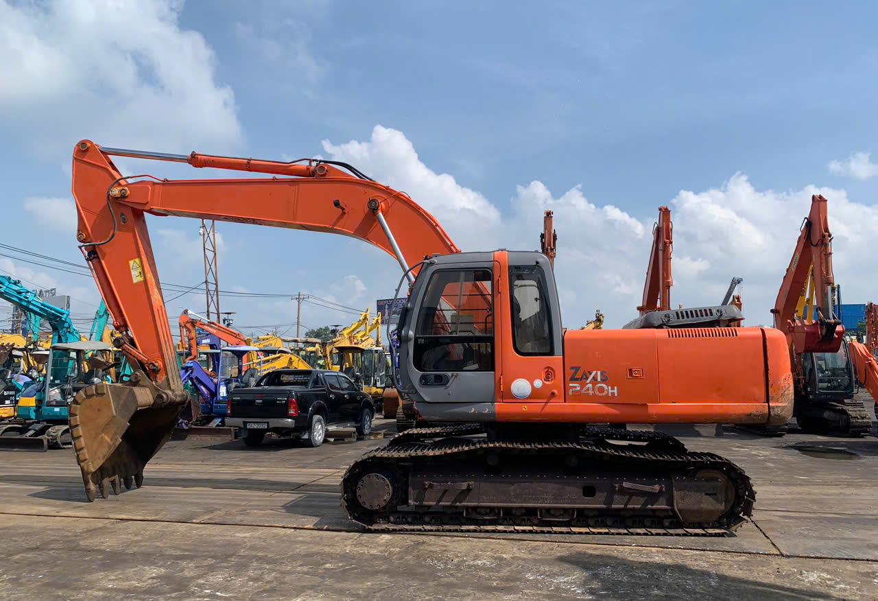 ZX240H / 0251-61309