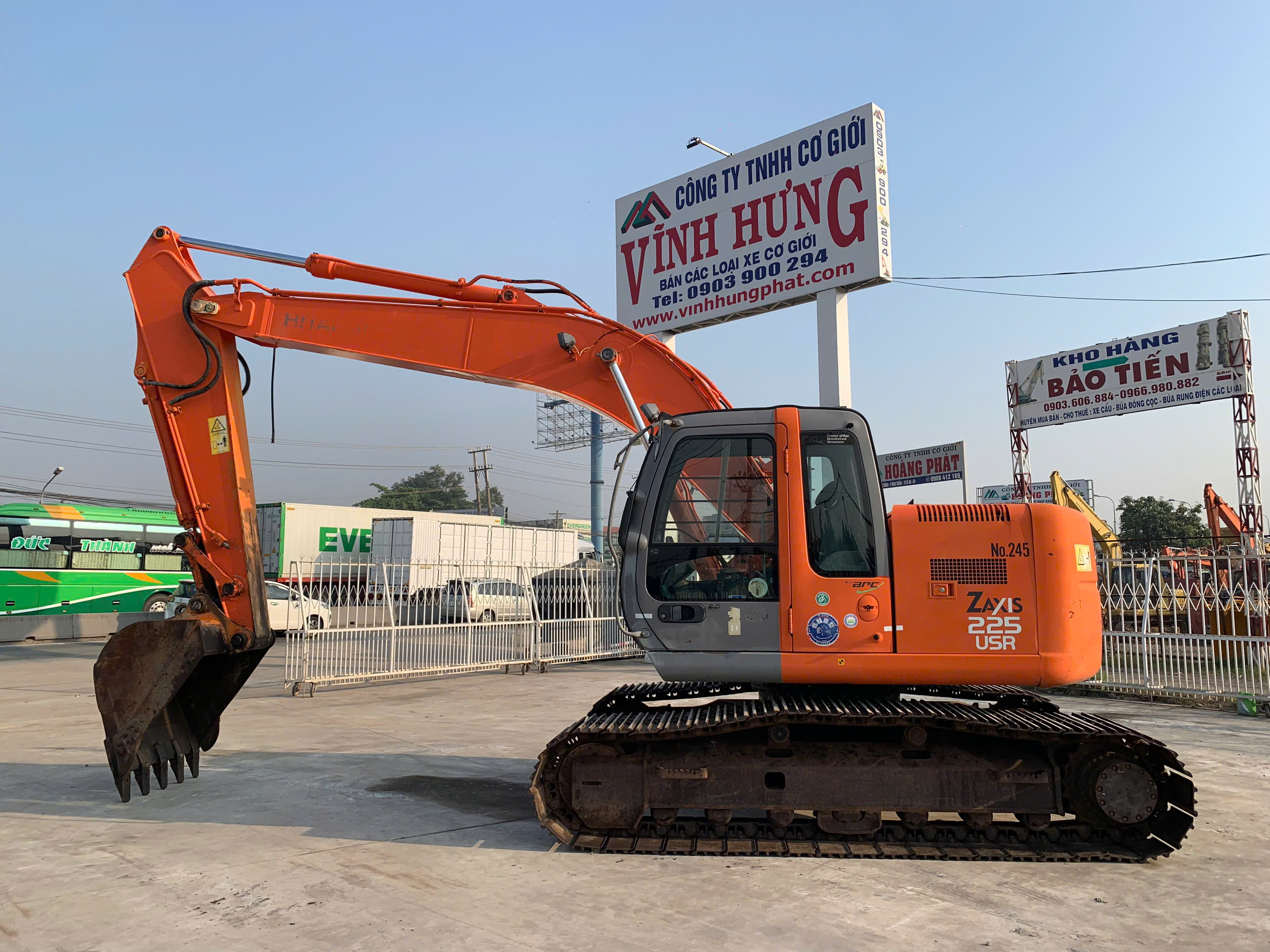 ZX225USR / 8058-61059