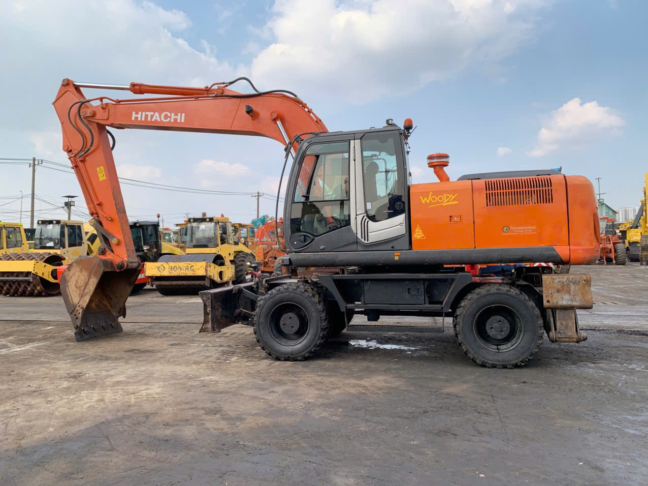 ZX210W-3 / 0065-61809